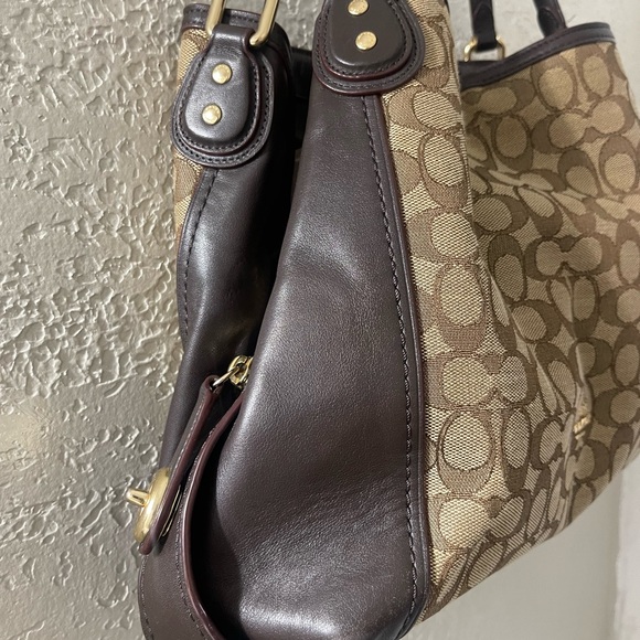 Vintage Y2K Coach Eddie Brown /Tan Signature Shoulder Bag - Picture 4 of 12